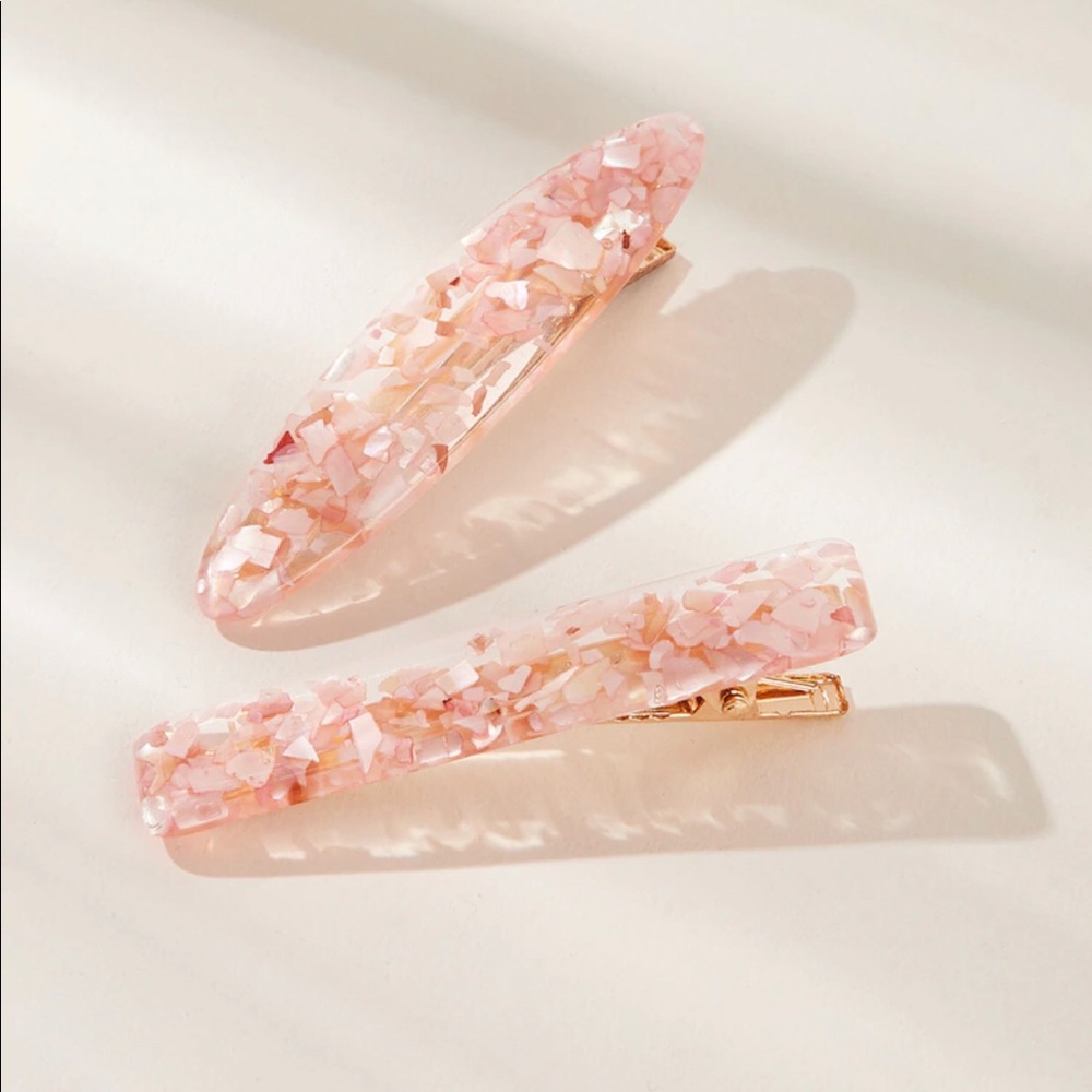 Pretty Pink Hair Clips - Picture 2 of 4